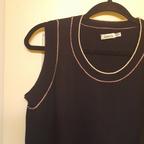 Ashworth Sweater Vest - Picture 8 of 8